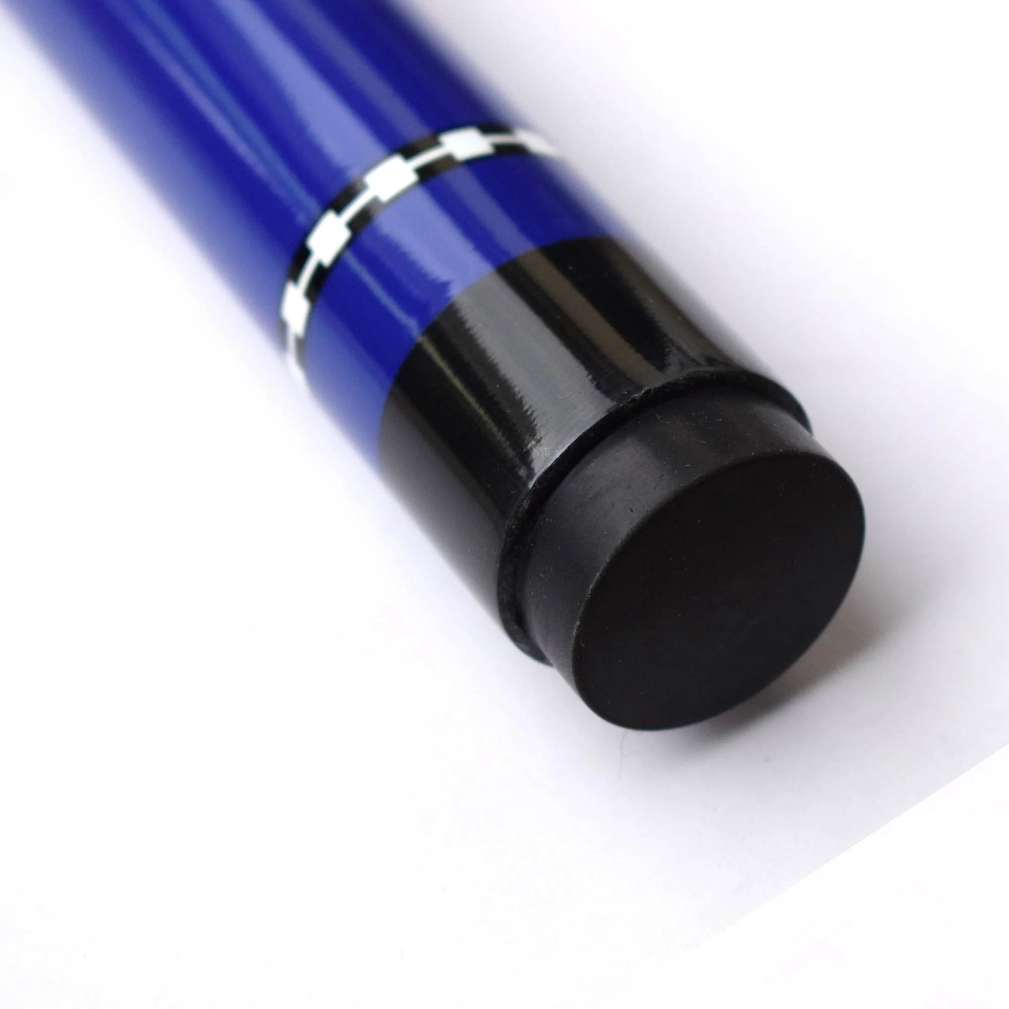 Conquest 58-in Fiberglass Cue - Image 10