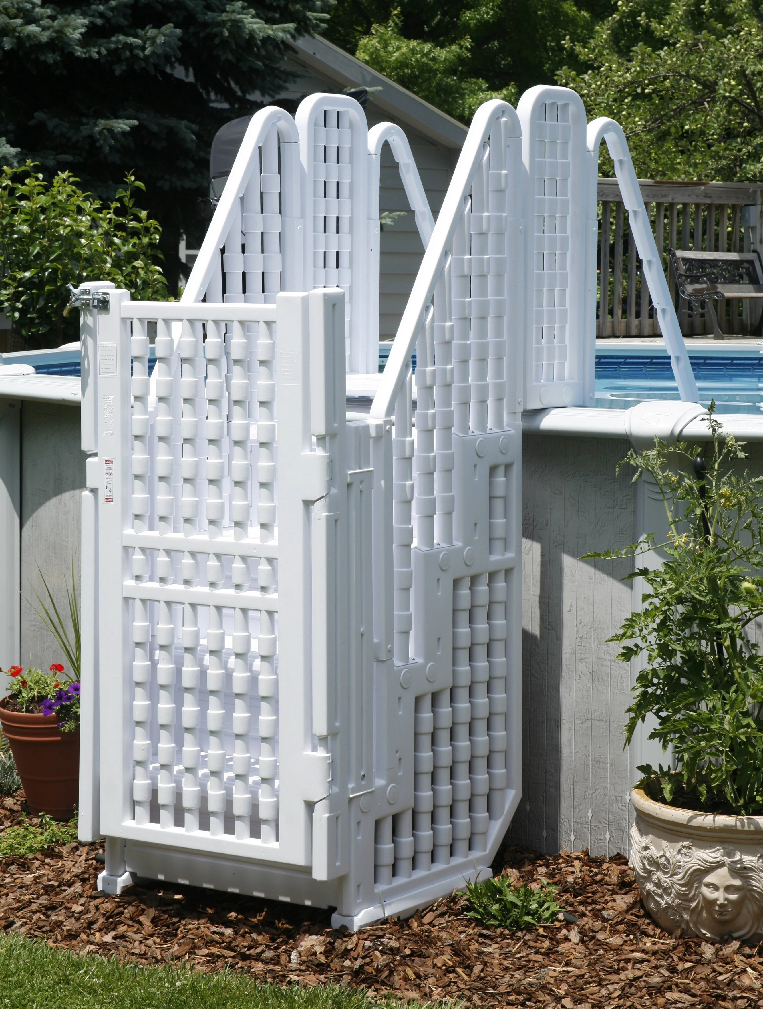 Easy Pool Step Entry Stairs System with Safety Gate - Image 4