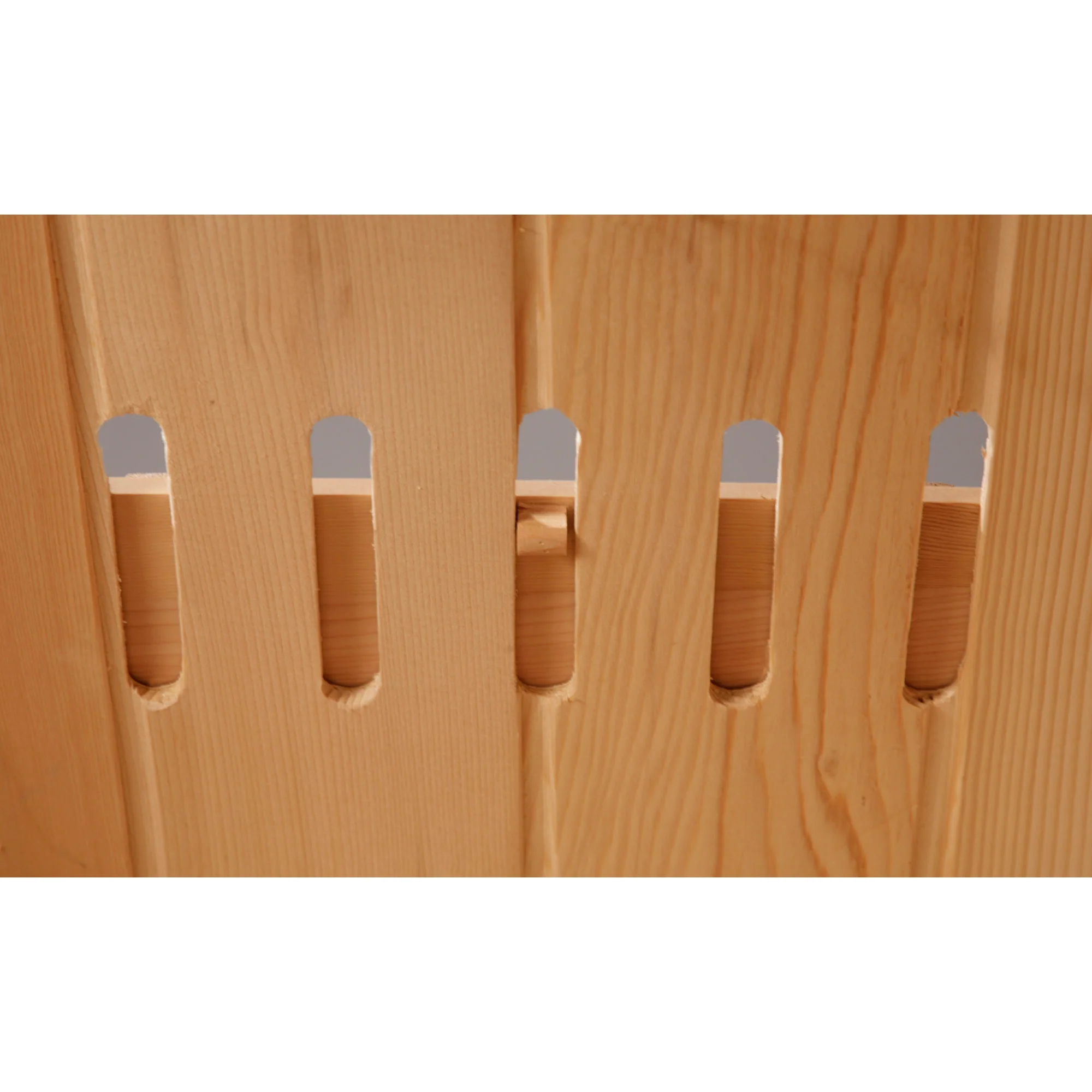 Hudson Bay 3 Person Cedar Corner Infrared Sauna with Carbon Heaters - Image 11