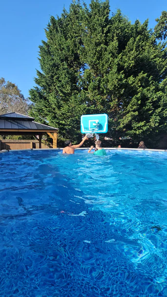 Pro Poolside Resin Basketball Game for Swimming Pools - Image 2