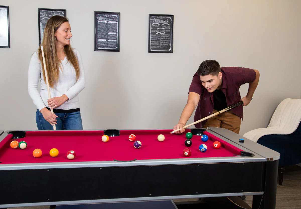 Triple Threat 6' 3-in-1 Combo Game Table w/ Billiards, Ping Pong and Air Hockey - Image 4